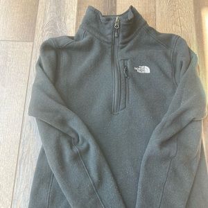 Men’s North Face quarter zip sweater